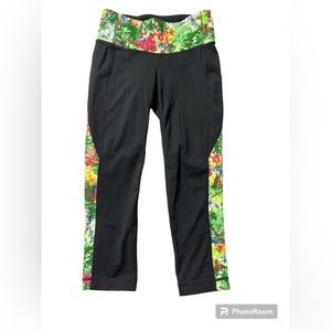 Athleta Women Water Color Floral Revelation Remix Crop Capri Leggings Sz XS